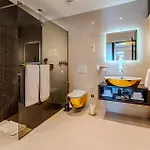 Amazing In With Sauna Apartamento Sukošan