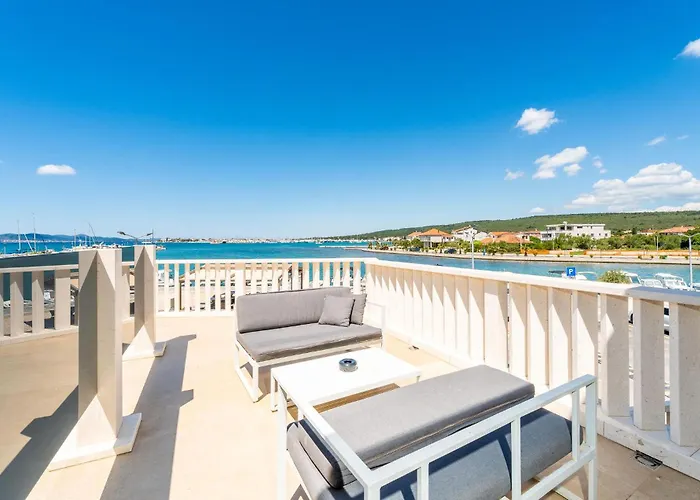 Apartment In With Sauna Sukošan